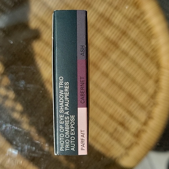 Smashbox  photo op eye trio eyeshadows in auto expose - Picture 3 of 3